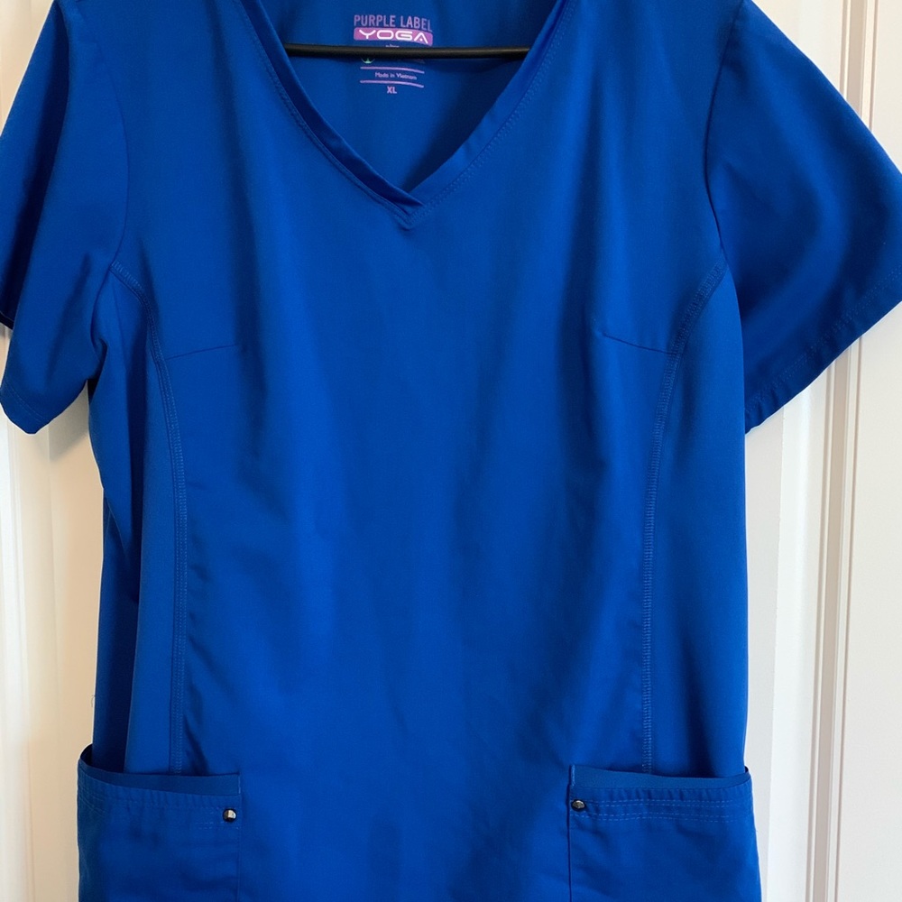 Healing hands purple label scrub top Large